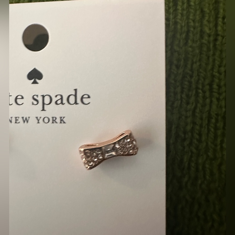 NWT Kate Spade Ready Set Bow Pave Bow Studs, Clear/Rose Gold - Picture 4 of 8